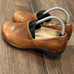 ARAVON Brown Leather Combination Last Pull On Shoes Women's US Size 8 D